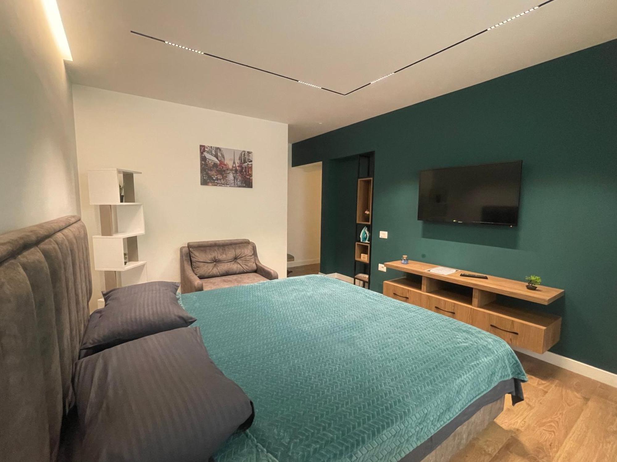 Downtown Studio Apartments Tirana Exteriör bild
