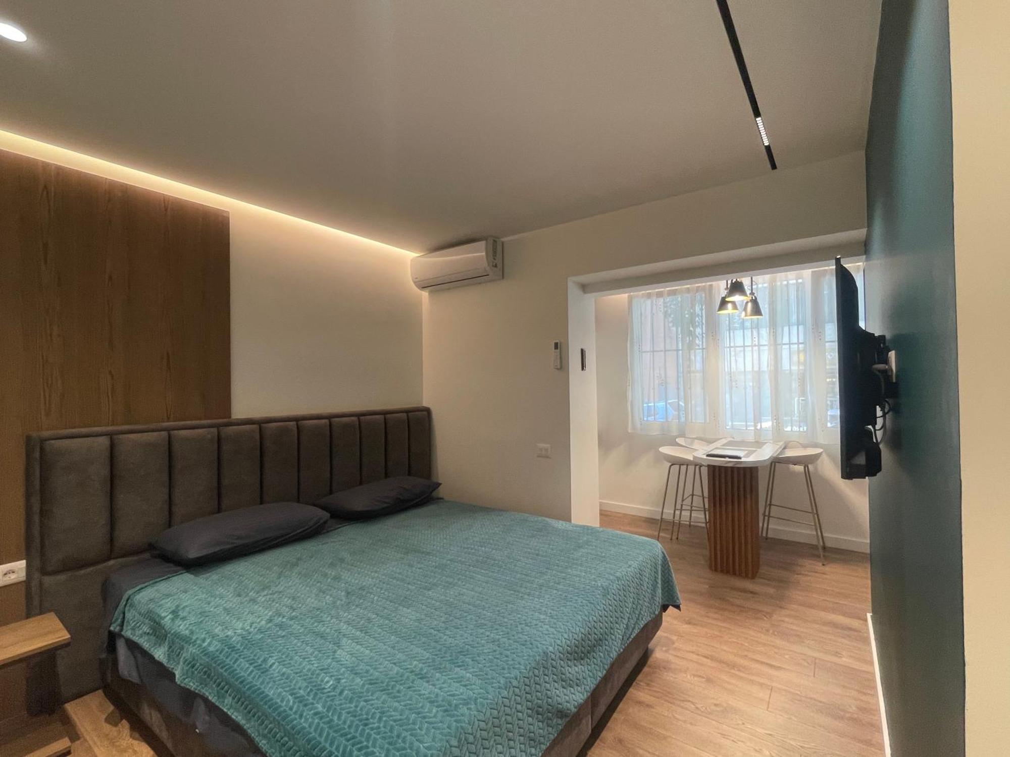 Downtown Studio Apartments Tirana Exteriör bild